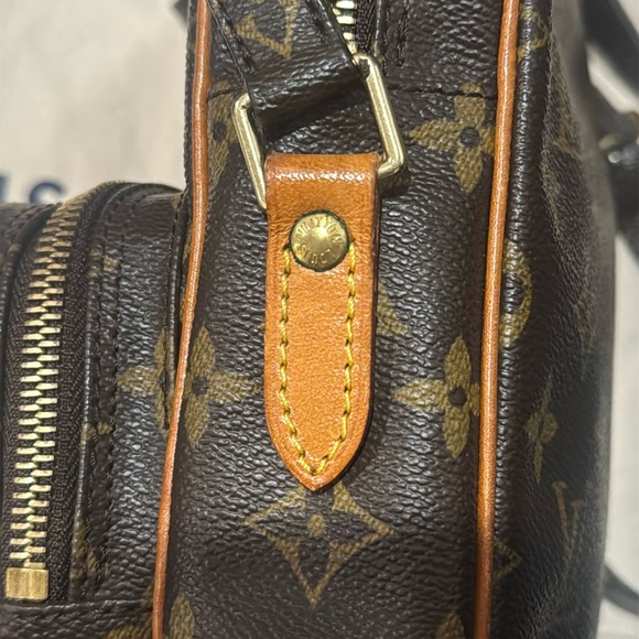 LOUIS VUITTON AMAZON CROSSBODY - Picture 5 of 10